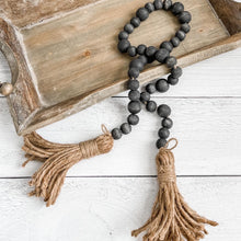 Load image into Gallery viewer, Wood Bead Garland