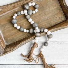 Load image into Gallery viewer, Wood Bead Garland