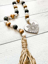 Load image into Gallery viewer, Interchangeable Wood Bead Garland