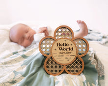 Load image into Gallery viewer, Rattan Flower Baby Milestone Set
