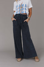 Load image into Gallery viewer, Relaxing Robin Wide Leg Pant
