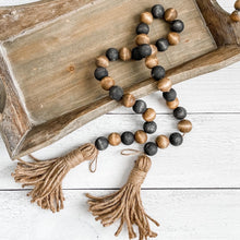 Load image into Gallery viewer, Wood Bead Garland
